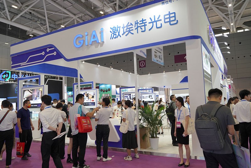 球迷体育
展会展位摄图