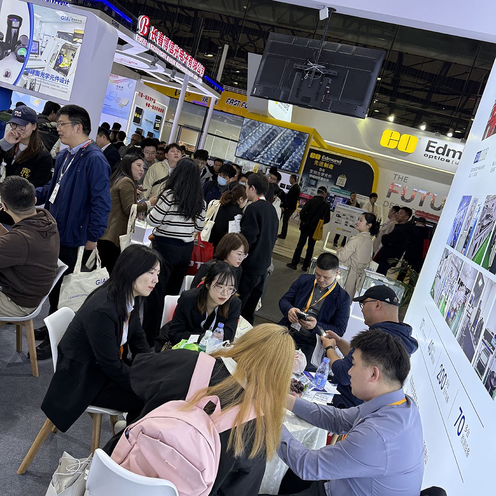 滤光片 球迷体育
展会实况2